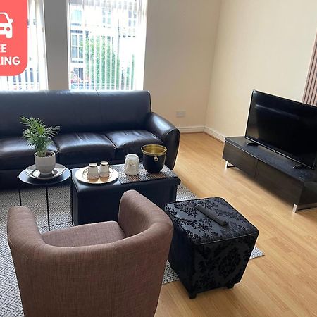 Stylish 1-Bed Apt - Sleeps 4 - Parking - Wifi Manchester Esterno foto