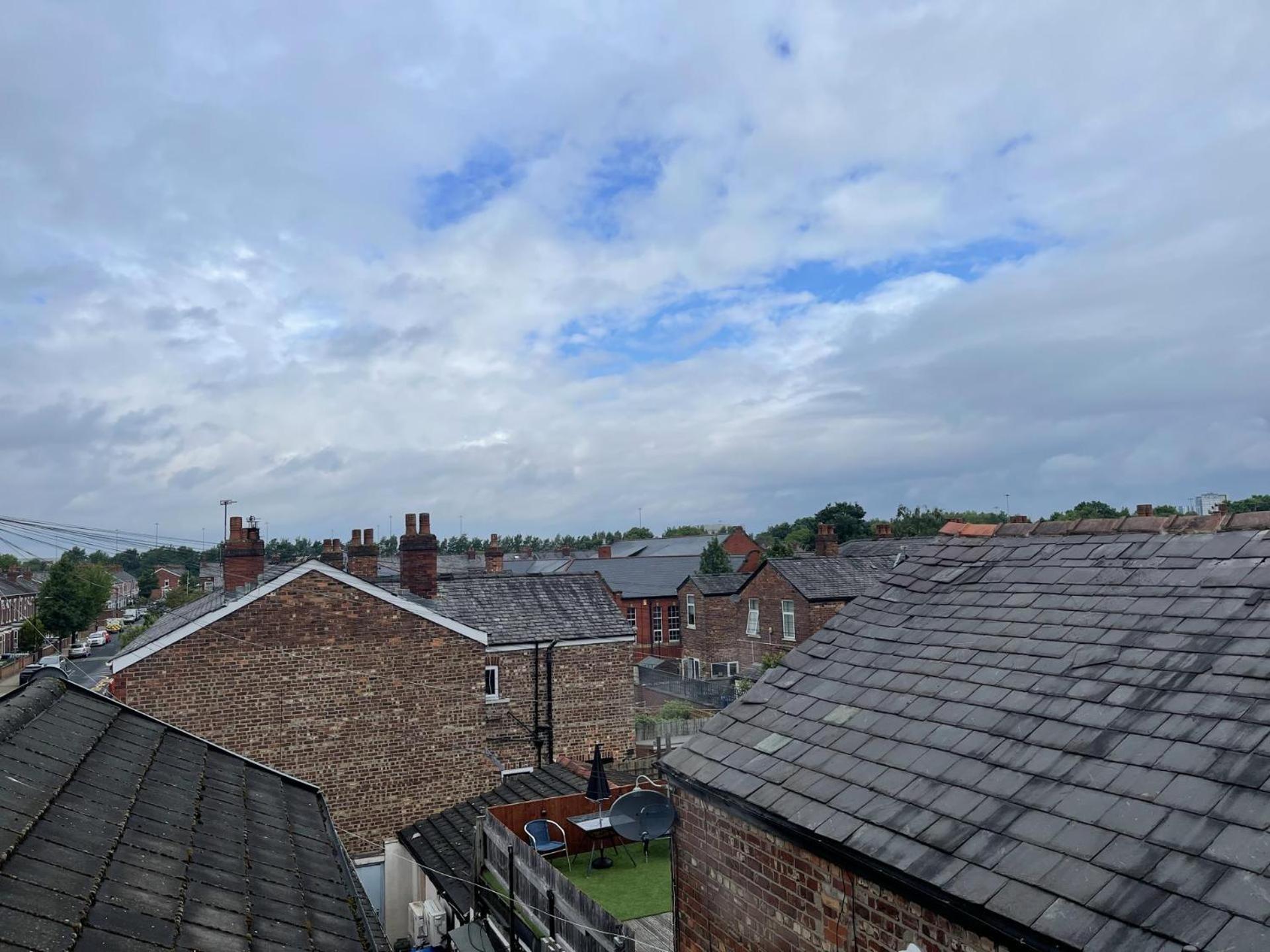 Stylish 1-Bed Apt - Sleeps 4 - Parking - Wifi Manchester Esterno foto